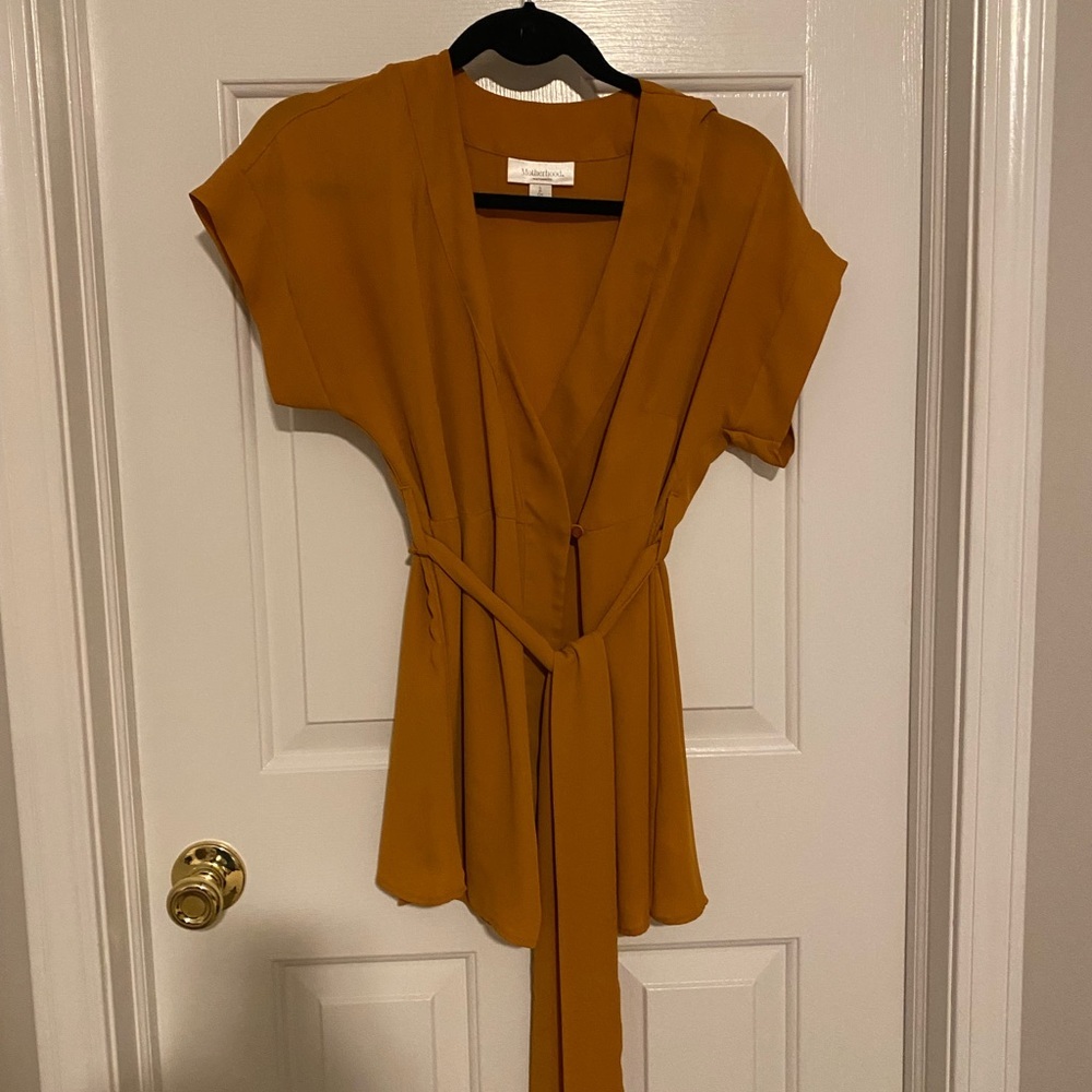 Motherhood Maternity Mustard Yellow Blouse size Small